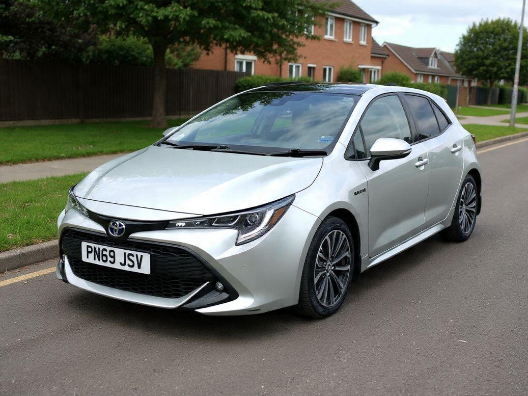 1.8 VVT-h Design Hatchback 5dr Petrol Hybrid CVT Euro 6 (s/s) (122 ps)